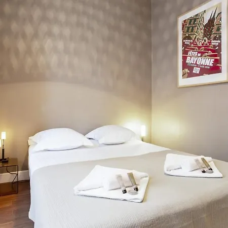 Ampalia - Welkeys * 비아히쯔